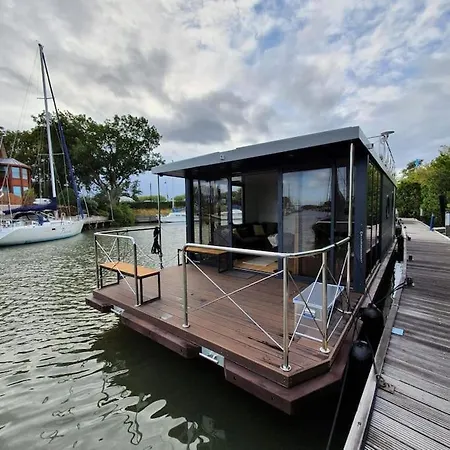 Modern, Brand New Houseboat Near Amsterdam Bådhotel Monnickendam