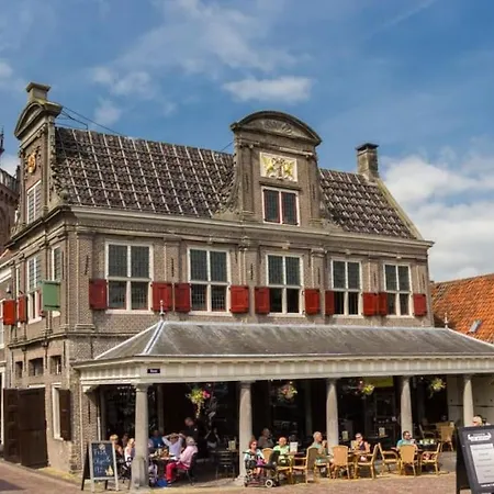 Modern, Brand New Houseboat Near Amsterdam *
